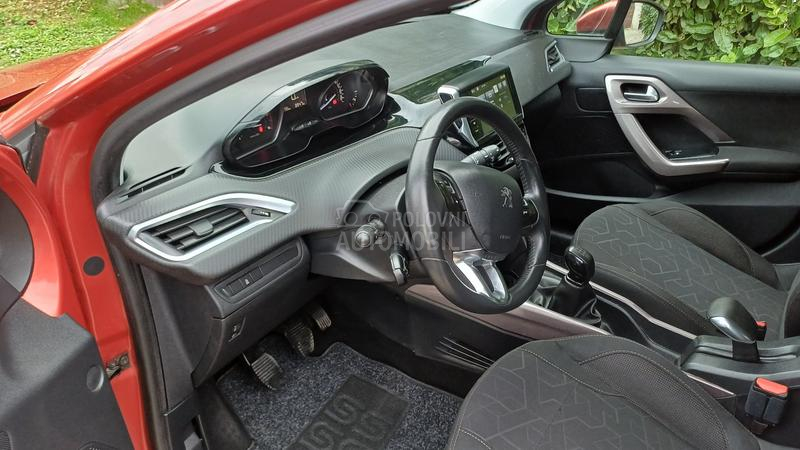 Peugeot 2008 1.6 hdi  nov nov