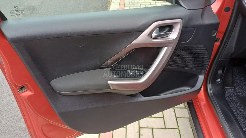 Peugeot 2008 1.6 hdi  nov nov