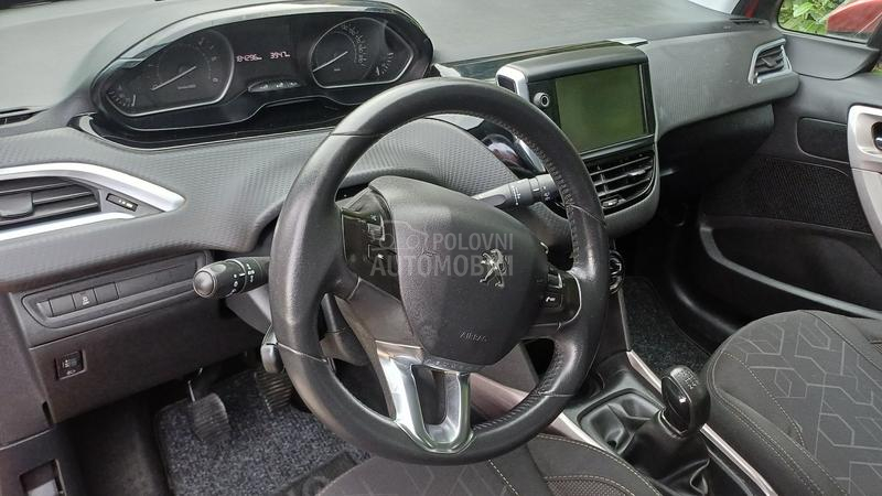 Peugeot 2008 1.6 hdi  nov nov