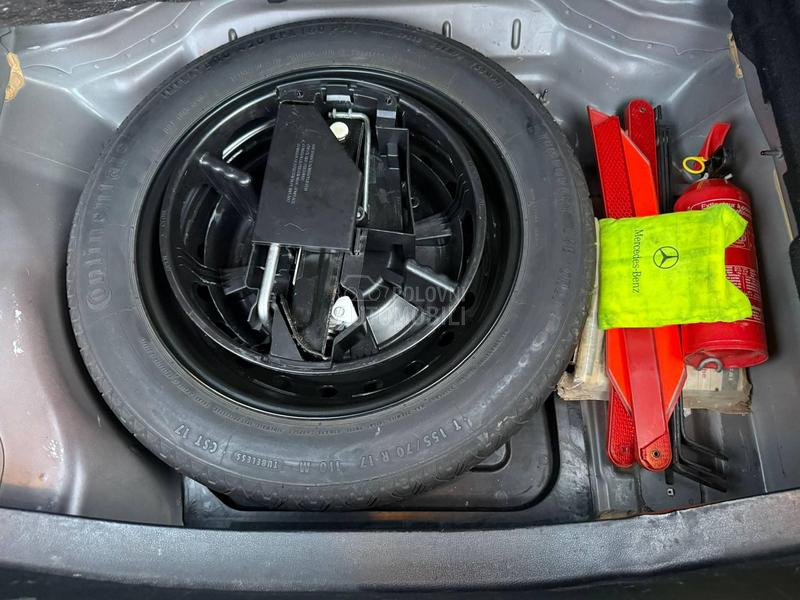 Mercedes Benz E 200 AVANTGARDE/XENON