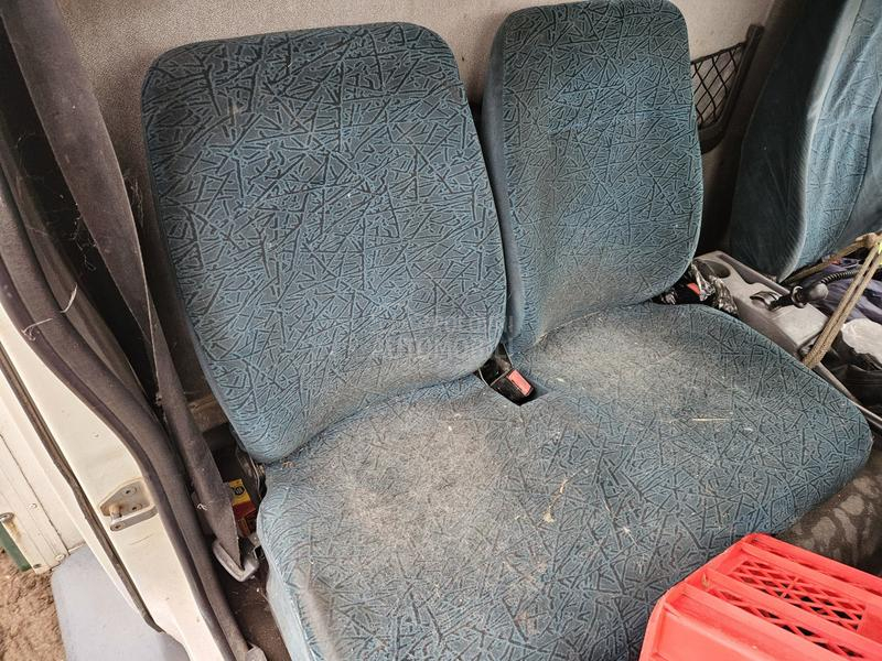 DAF LF duplo sedište