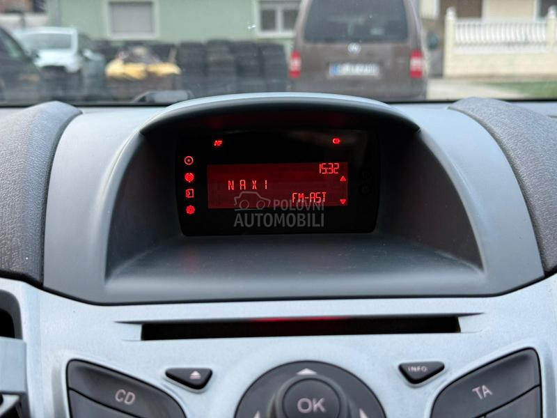 Ford Fiesta 1.2 B T O P