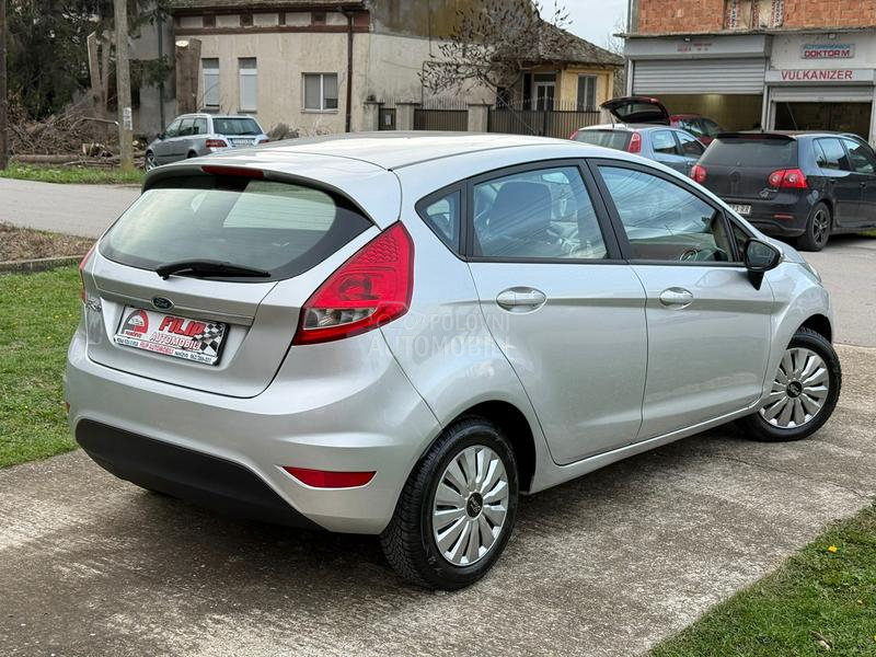 Ford Fiesta 1.2 B T O P