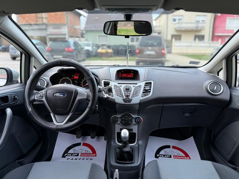 Ford Fiesta 1.2 B T O P