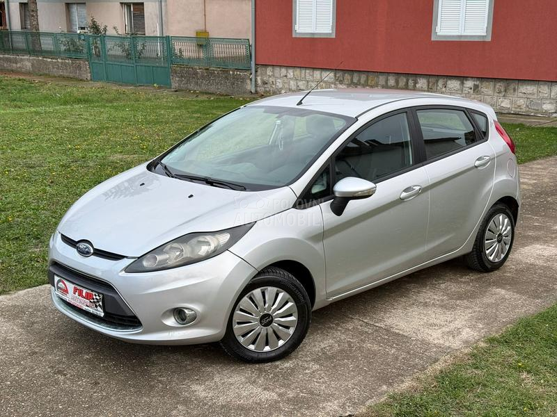 Ford Fiesta 1.2 B T O P