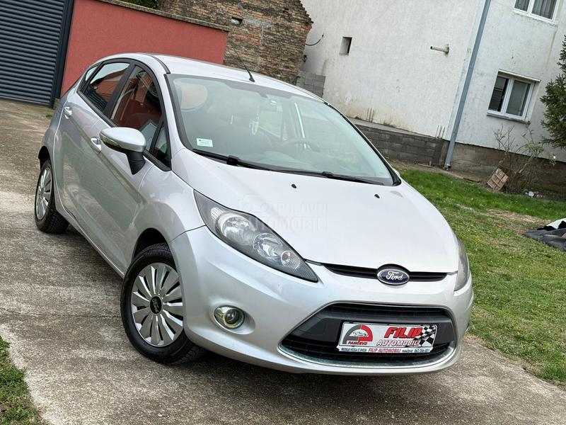 Ford Fiesta 1.2 B T O P
