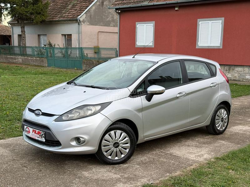 Ford Fiesta 1.2 B T O P