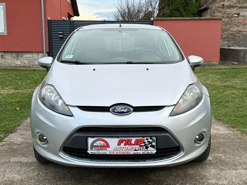 Ford Fiesta 1.2 B T O P