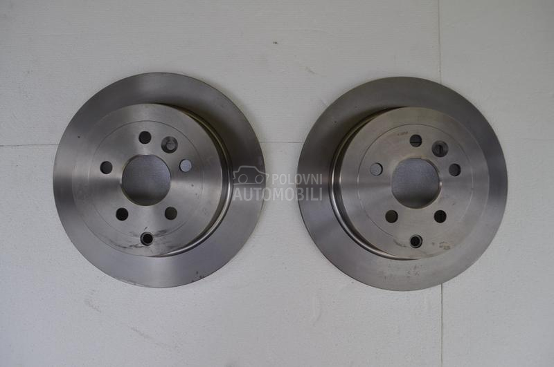 Bosch zadnji diskovi 2 L359
