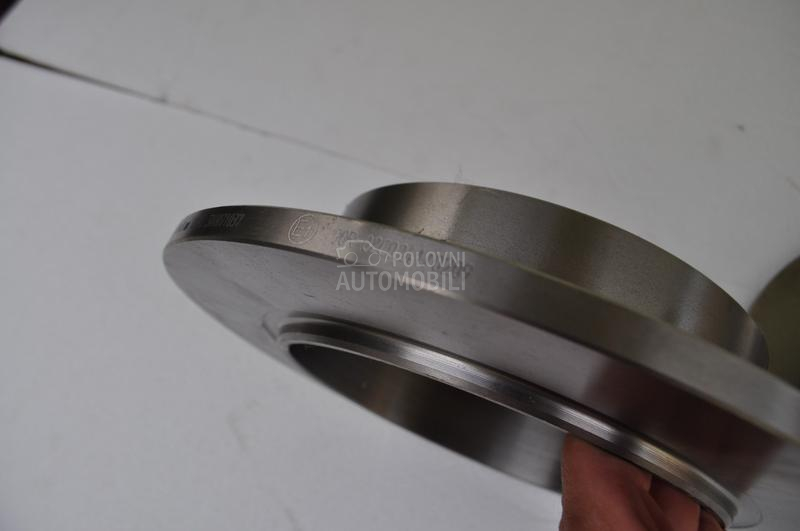 Bosch zadnji diskovi 2 L359