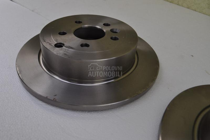 Bosch zadnji diskovi 2 L359