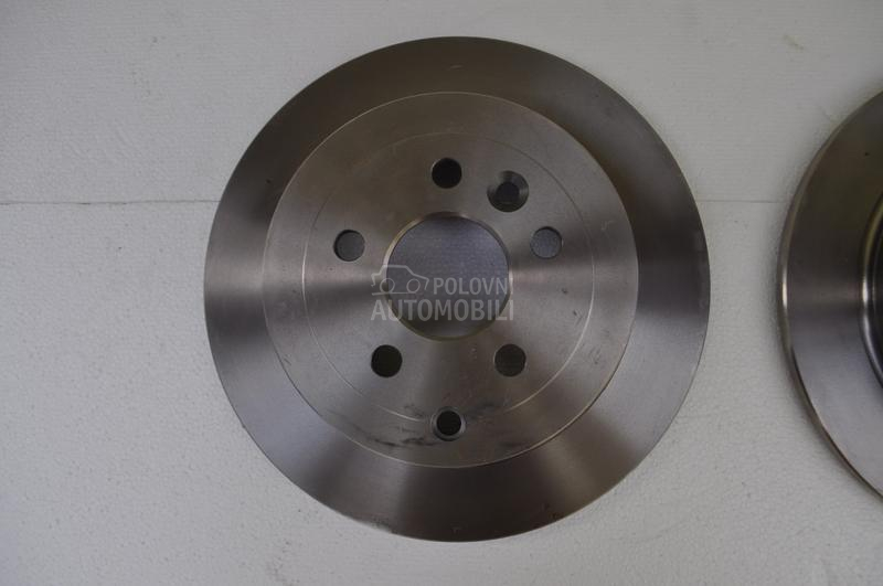 Bosch zadnji diskovi 2 L359