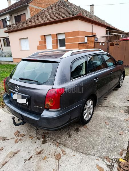 Toyota Avensis 1.8