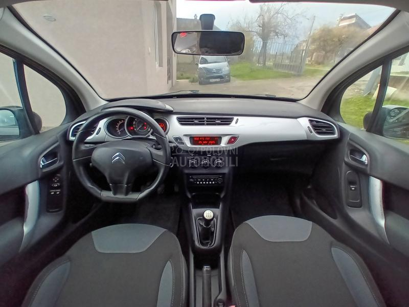 Citroen C3 1.1b // 44 k w