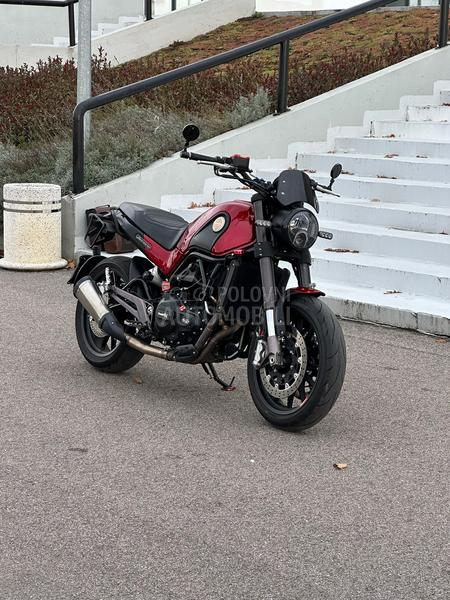 Benelli Leoncino 500