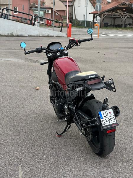 Benelli Leoncino 500