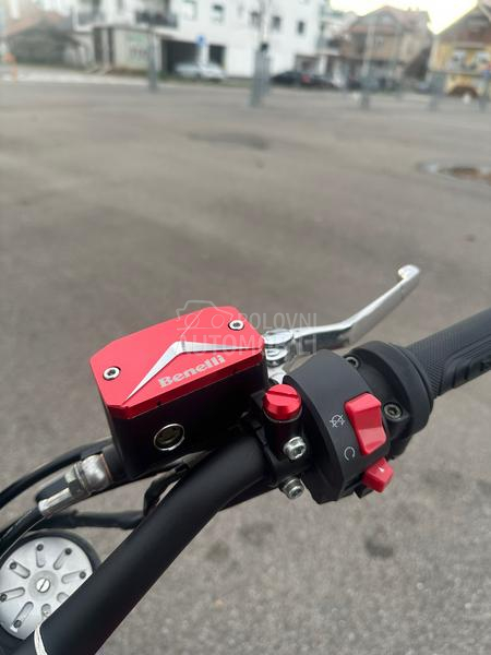 Benelli Leoncino 500