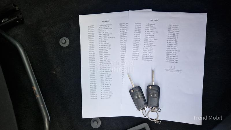 Opel Corsa E 1.4 srb tng