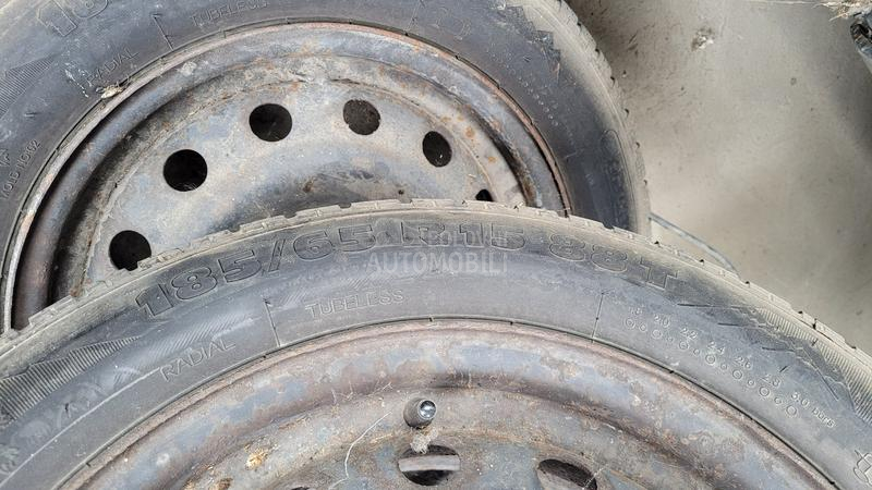 Taurus 185/65 R15 Zimska