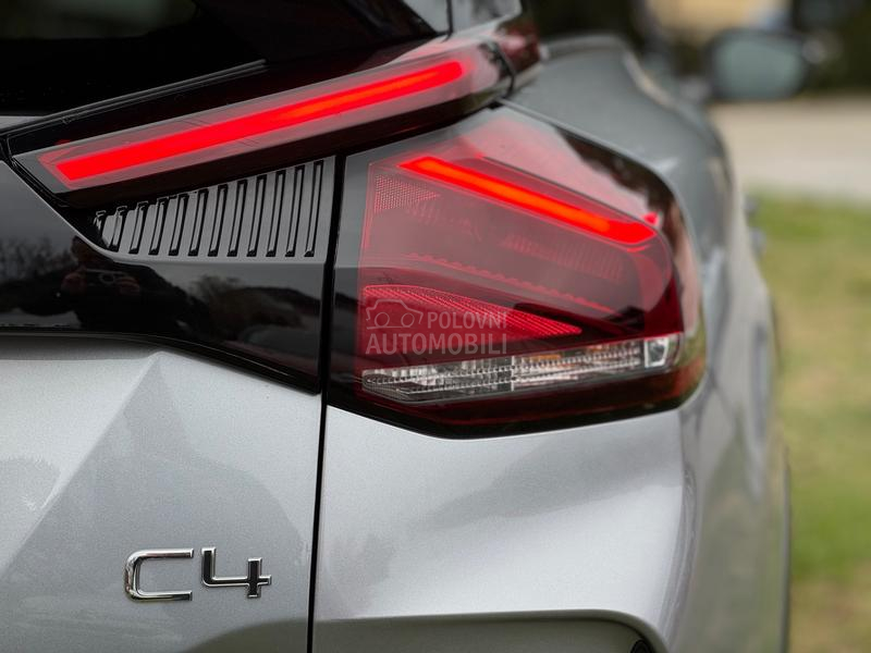 Citroen C4 SHINE PANO/360KAM