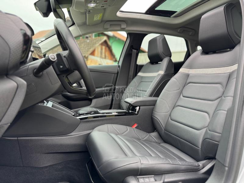 Citroen C4 SHINE PANO/360KAM