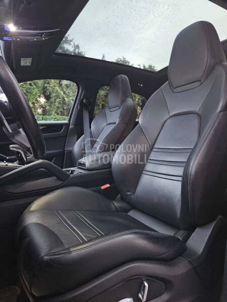 Porsche Cayenne COUPE N O V