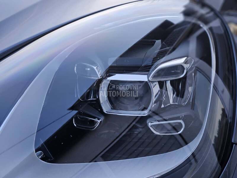 Porsche Cayenne COUPE N O V