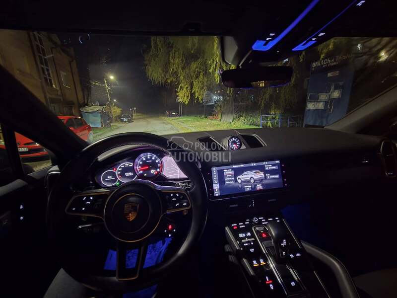 Porsche Cayenne COUPE N O V