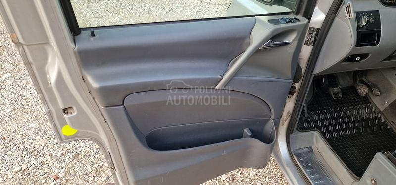 Mercedes Benz Vito 8 sedista