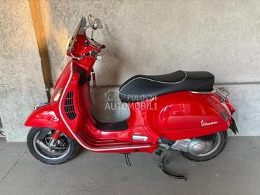 Vespa Gts 300