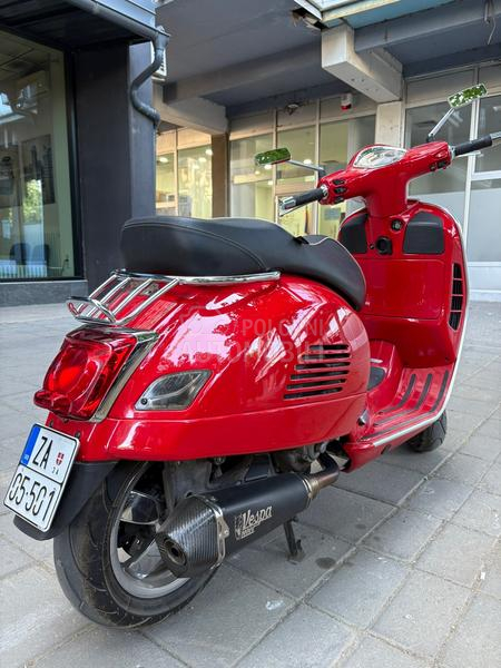 Vespa Gts 300
