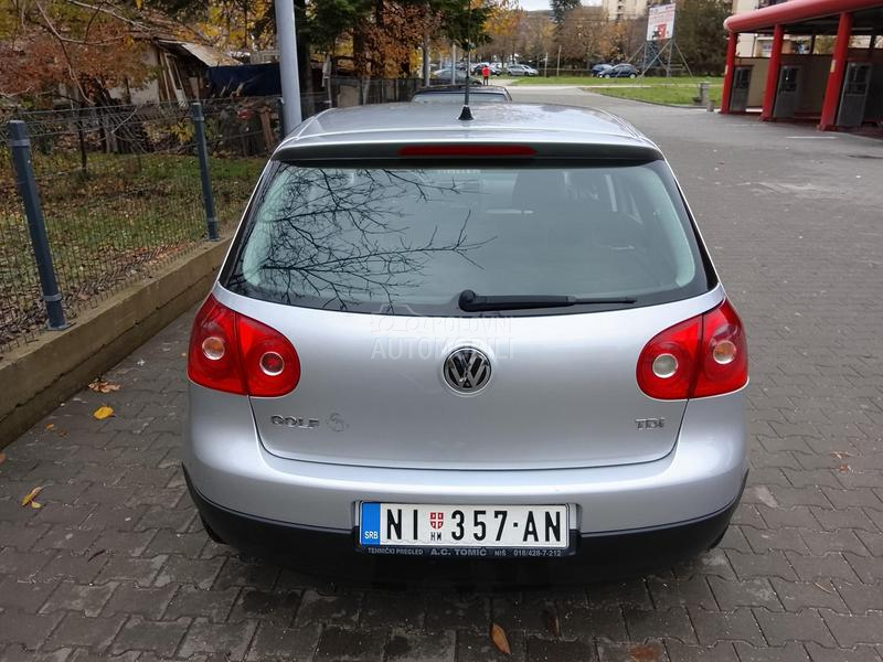 Volkswagen Golf 5 1.9