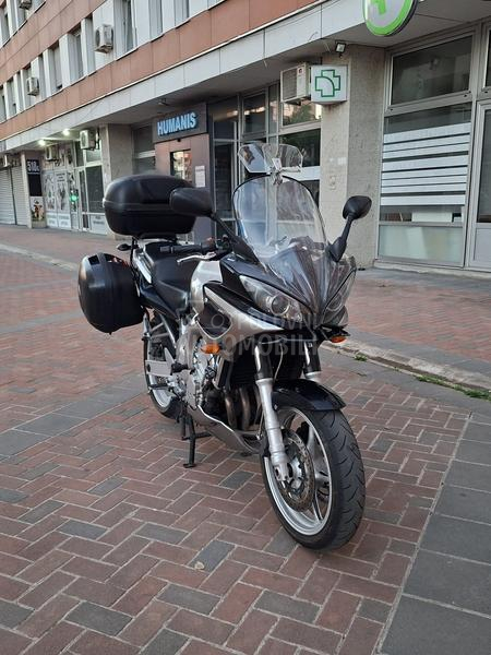 Yamaha FZ6S Fazer