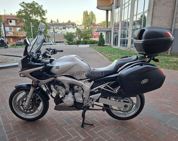 Yamaha FZ6S Fazer