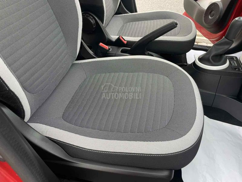 Renault Twingo 1,0 27700 K M