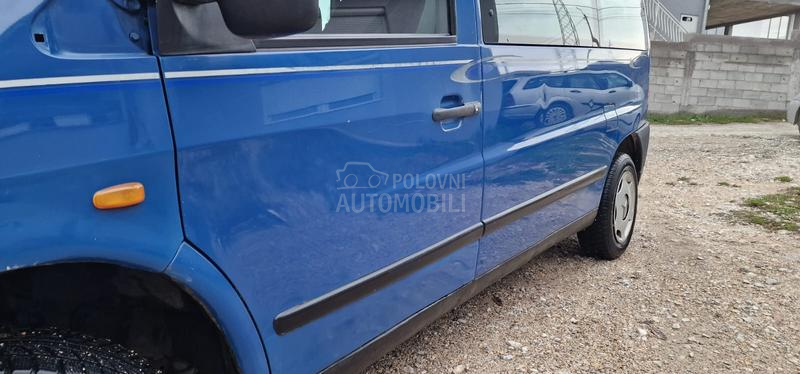 Mercedes Benz Vito 