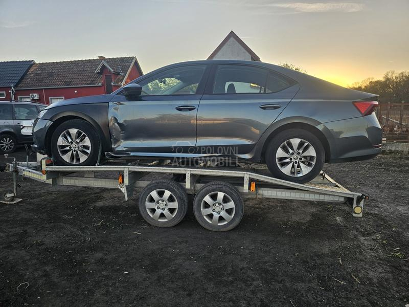 Škoda Octavia 2021. god. -  kompletan auto u delovima