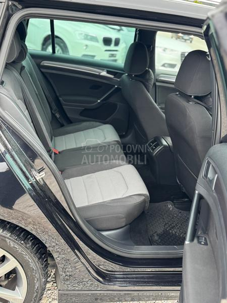 Volkswagen Golf 7 R-line. DSG