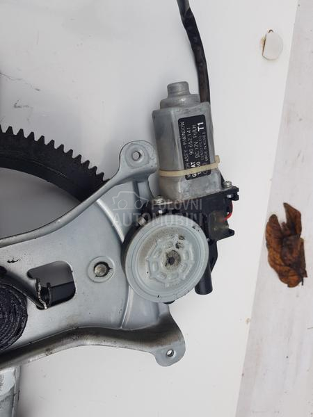 PODIZAČ PREDNJI LIMUZINA