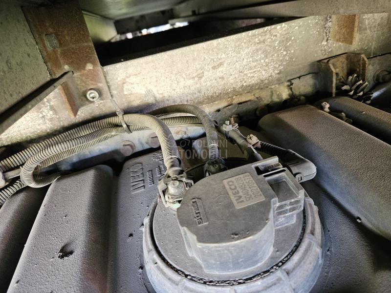 IVECO EUROCARGO AD BLUE