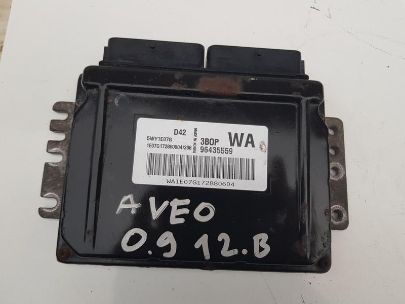 KOMPJUTER,12,I,53,KV