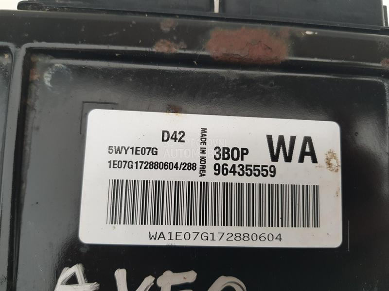 KOMPJUTER,12,I,53,KV