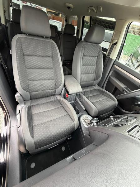 Volkswagen Touran DSG 7sediste