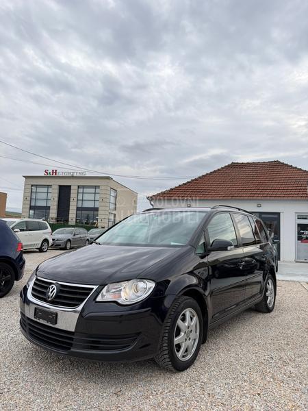 Volkswagen Touran DSG 7sediste