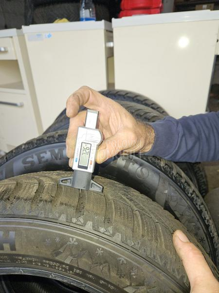 Semperit 205/55 R16 Zimska