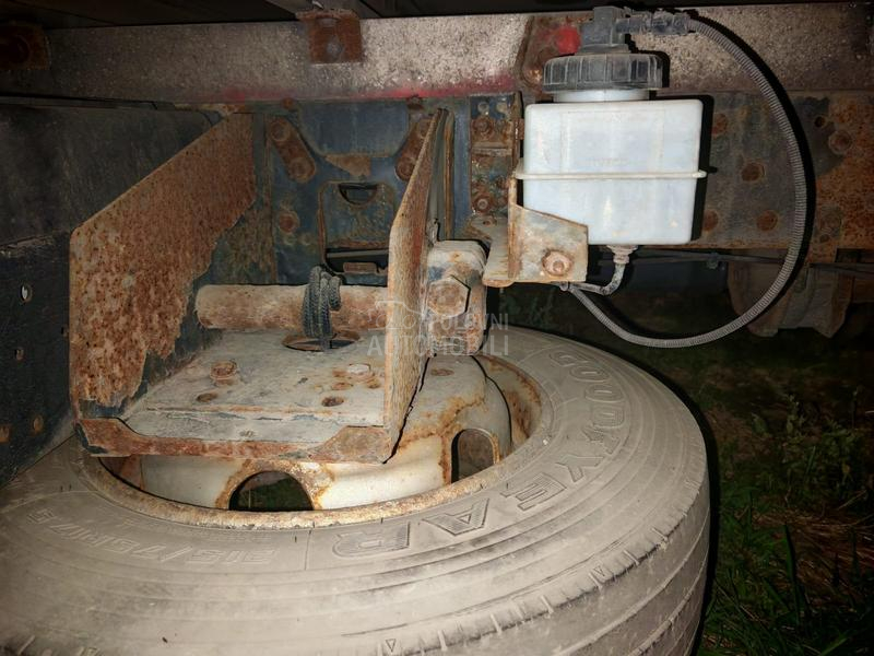 Iveco nosač rezervnog točka