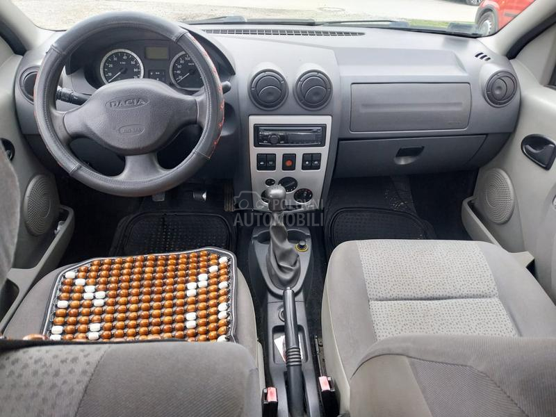 Dacia Logan 