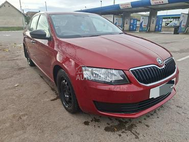 Škoda Octavia 2014. god. -  kompletan auto u delovima