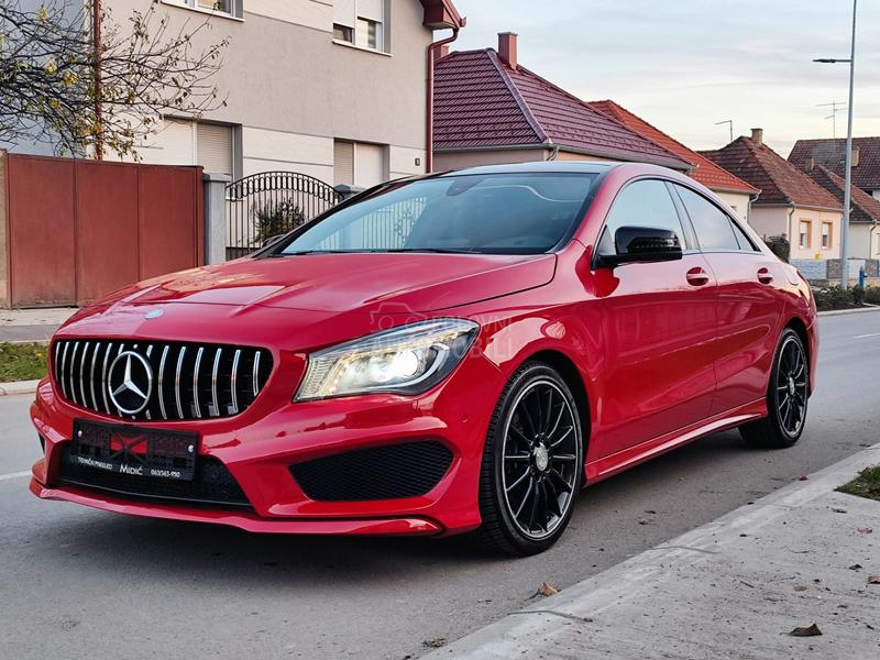 Mercedes Benz CLA 200 AMG