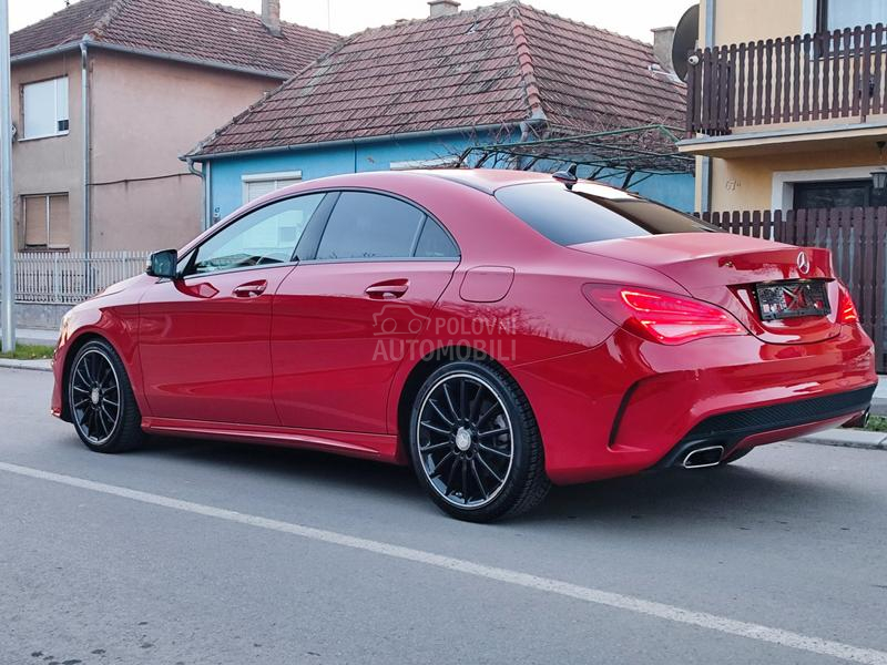 Mercedes Benz CLA 200 AMG